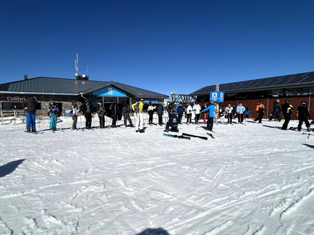 Group from Longhill High School receiving their skiing lesson in Androrra